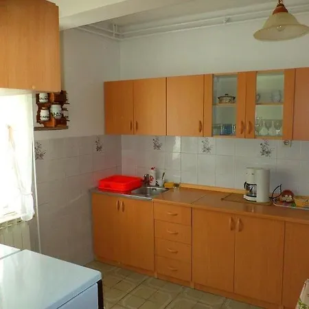Grosse In Kampor Mit Eigenem Balkon * Rab Town
