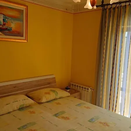 Apartment Grosse In Kampor Mit Eigenem Balkon